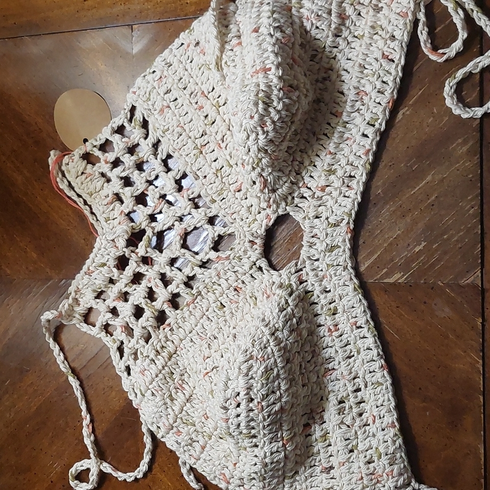 Crochet crop top!!